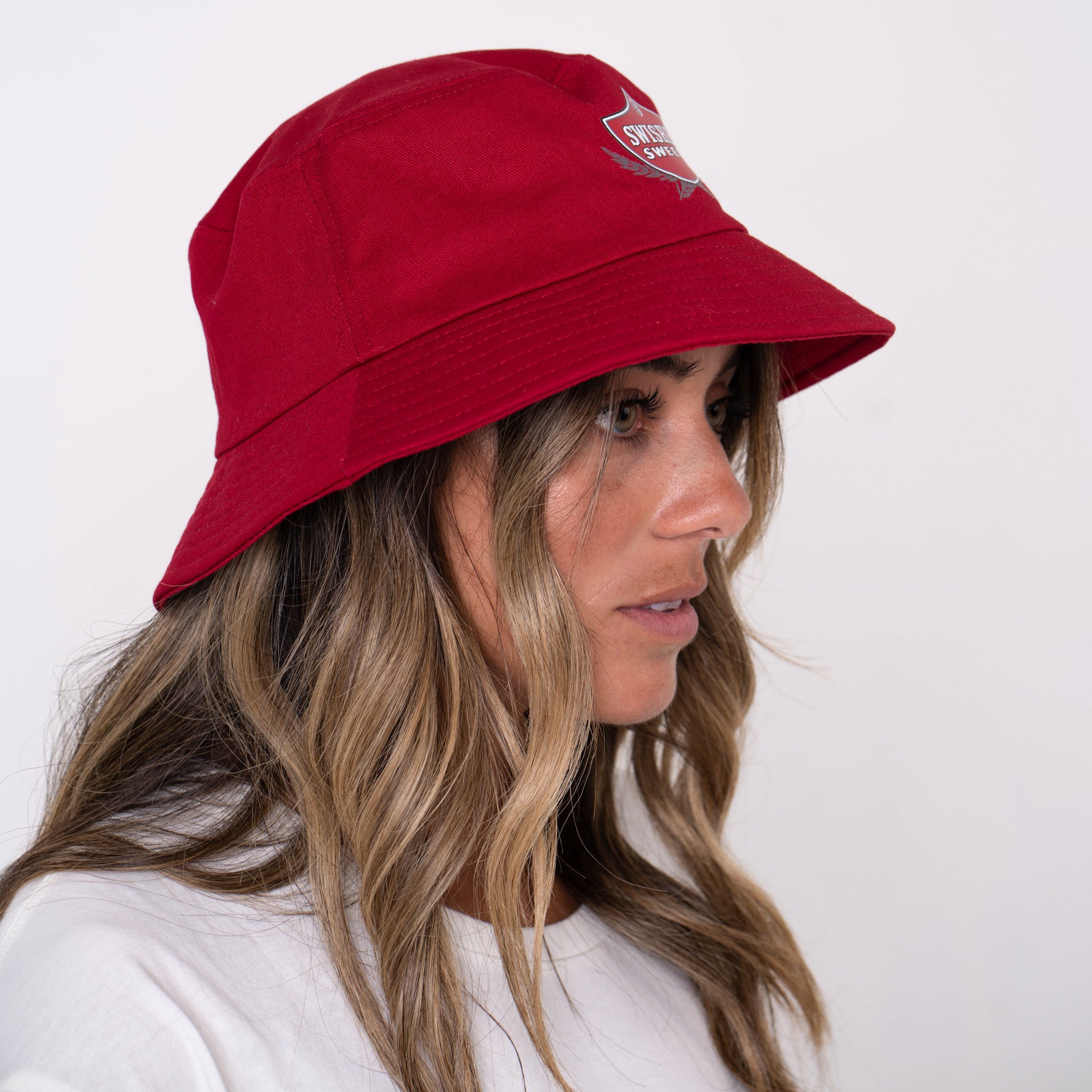 Women Burgundy S-Wave Bucket Hat